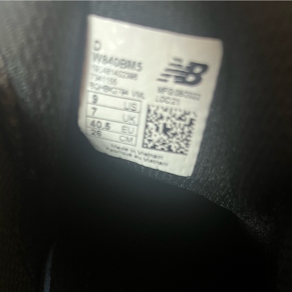 New Balance Women's 840 V5 Running Shoe; Size 9 - Picture 9 of 9